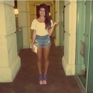 American Jeffrey Campbell’s Lita